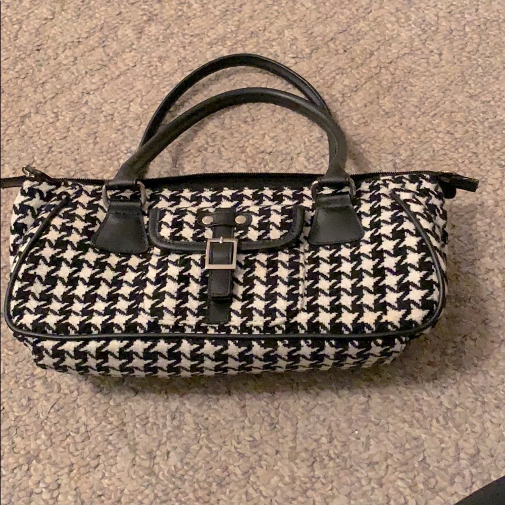 Sondra Roberts Hounds Tooth Purse